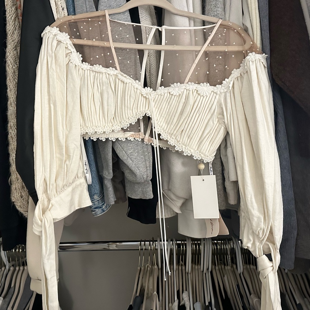For love and lemons long sleeve mesh top size S NWT